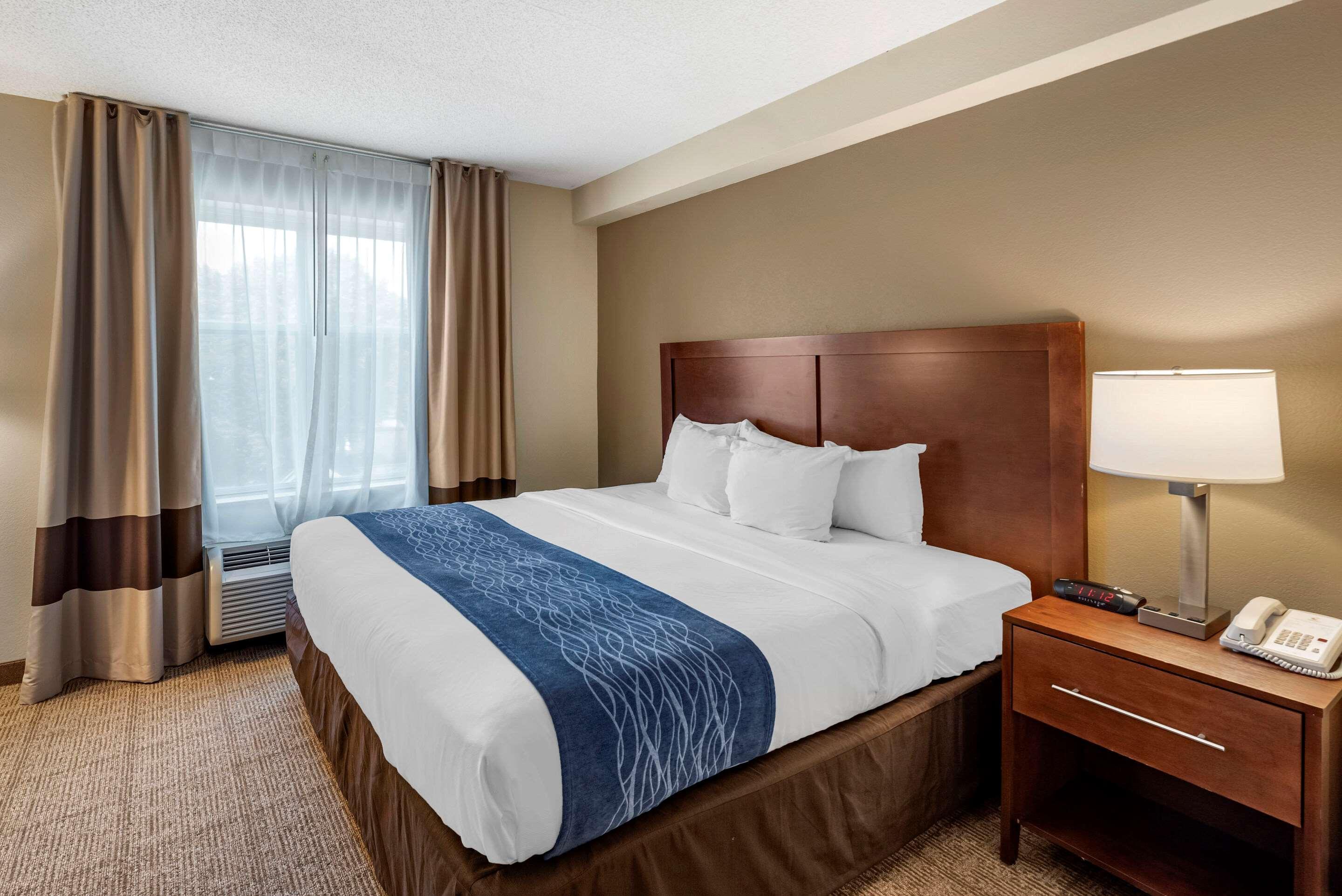 Comfort Inn & Suites Virginia Beach - Norfolk Airport Екстериор снимка