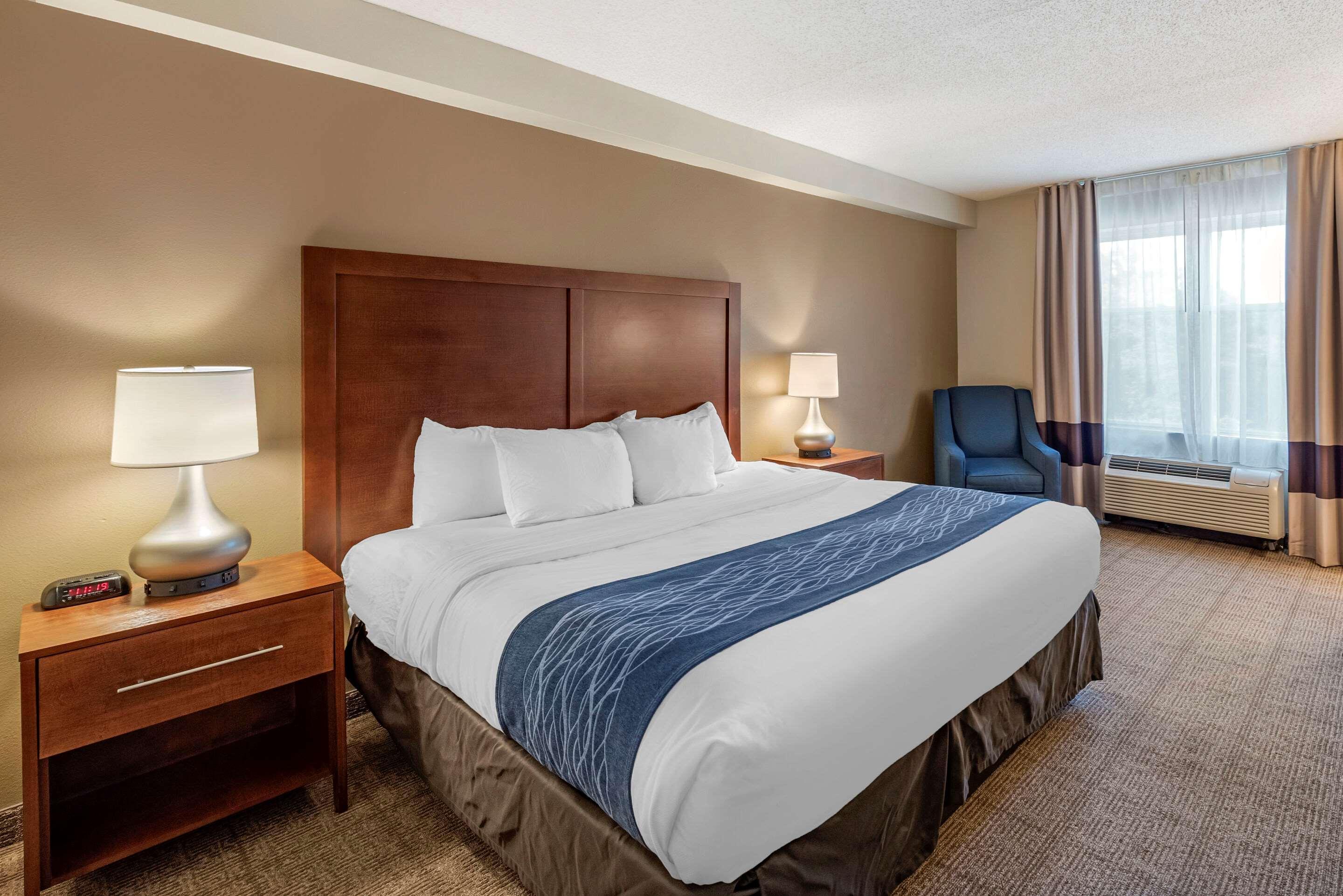 Comfort Inn & Suites Virginia Beach - Norfolk Airport Екстериор снимка